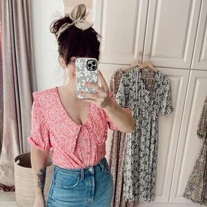 WAYF Pink Floral Collard Blouse sz S